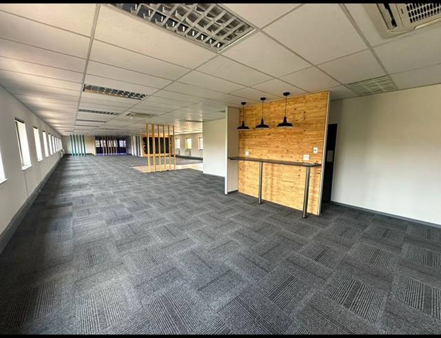 BUSINESS PROPERTY TO RENT IN VORNA VALLEY